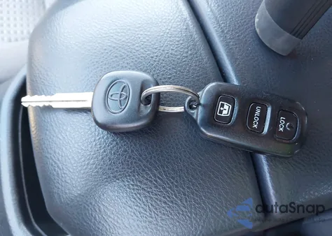 2007 Toyota 4Runner Sr5 V6 z USA, uszkodzony, nr VIN JTEBU14R878103119